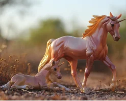 Ceres & Minerva | Unicorn Mare and Foal Set