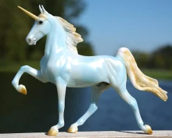 Nimbus | Freedom Series Unicorn